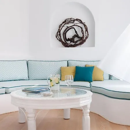 Ode Villa: Luxury Retreat With Private Pool & Sunset Views Villa Oia (Santorini)
