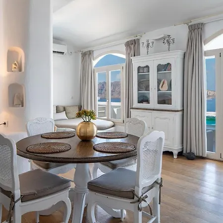 Ode Villa: Luxury Retreat With Private Pool & Sunset Views Villa *